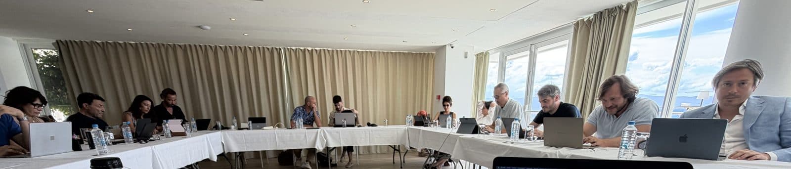 Médecins et chirurgiens esthétiques en formation IA, journée en présentiel